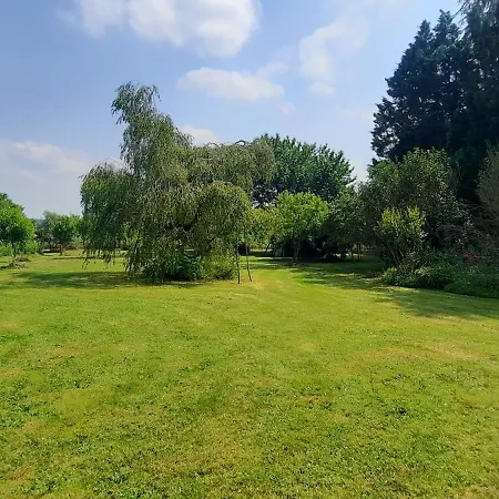 Maison Avec Piscine Et Jardin D'arbres Fruitiers * Cours-de-Pile