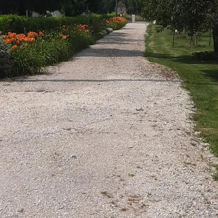 Maison Avec Piscine Et Jardin D'arbres Fruitiers *